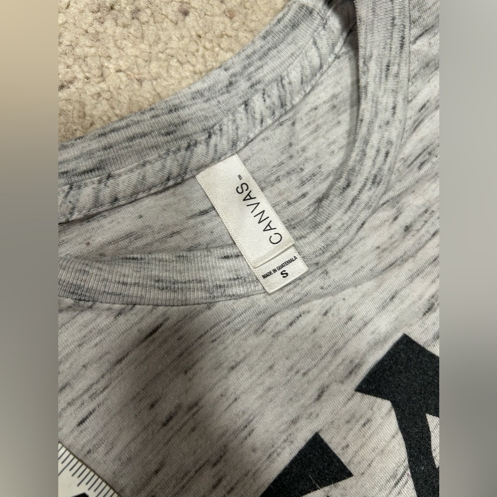 Asana BEAST MODE t shirt size S in grey and black - Picture 6 of 8